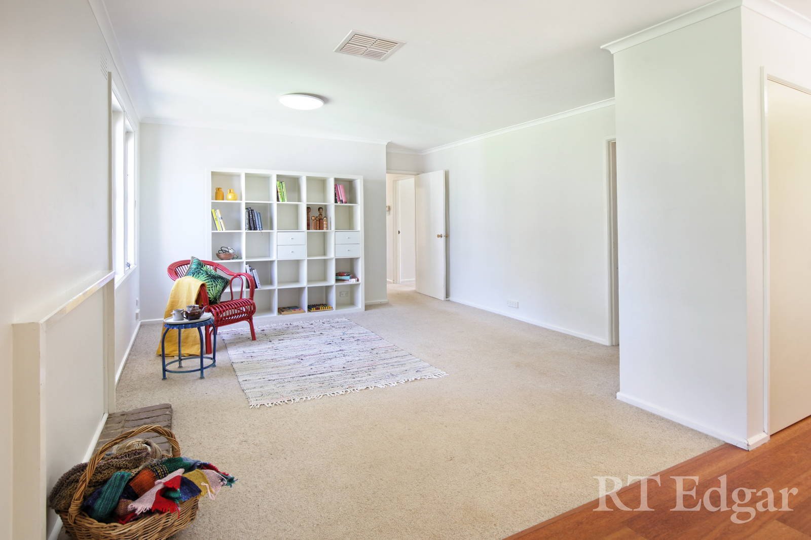 Property Gallery Thumbnail 6