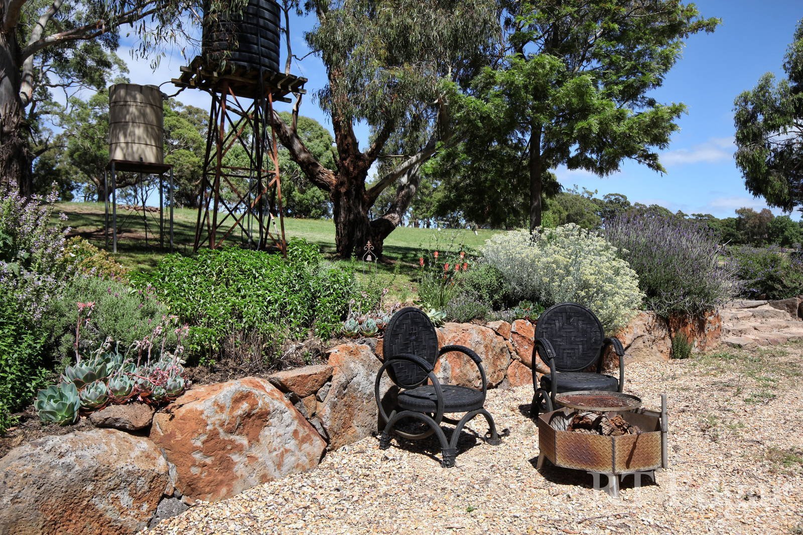 Property Gallery Thumbnail 13