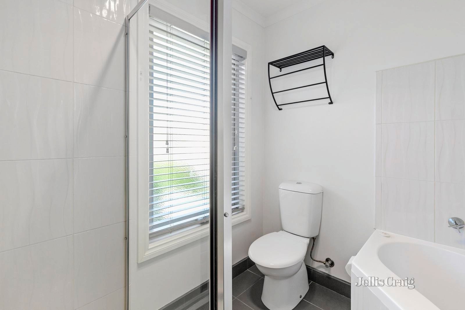 3/66 Civic Parade, Altona image 6