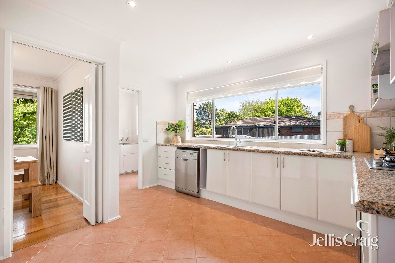 367 Maroondah Highway, Healesville image 3