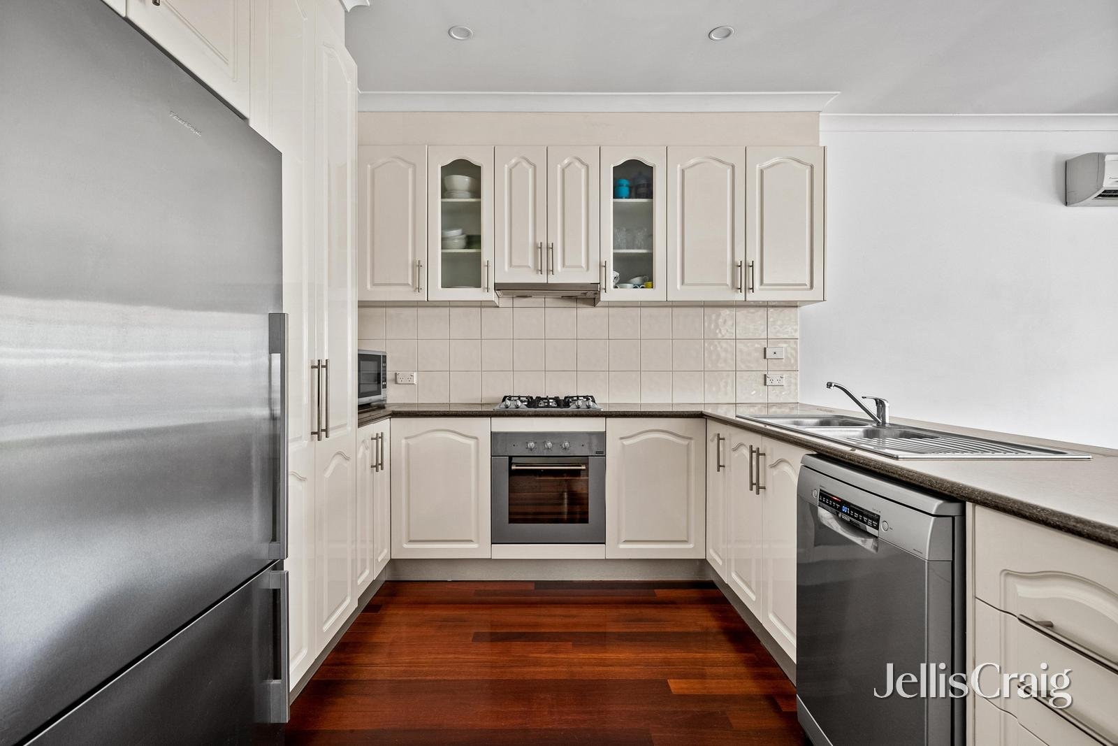 3/67 Oxford Street, Newport image 6