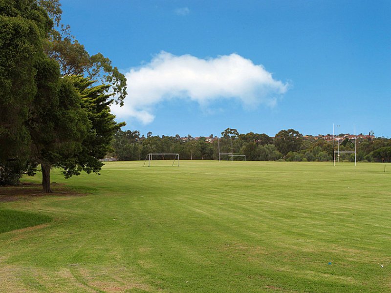 368 Pascoe Vale Road, Strathmore image 2