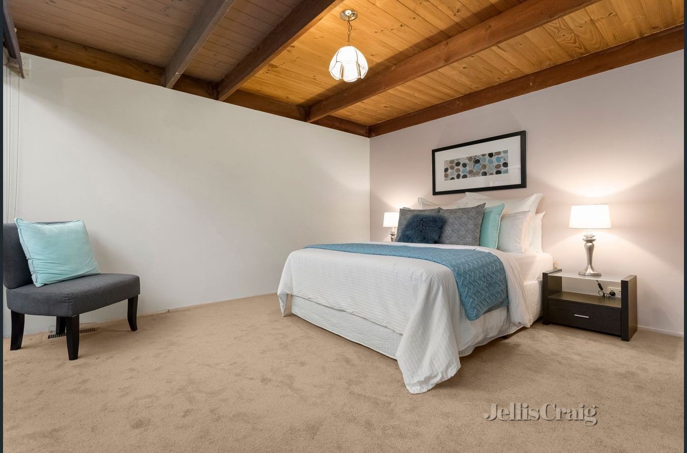 369 Serpells Road, Doncaster East image 3