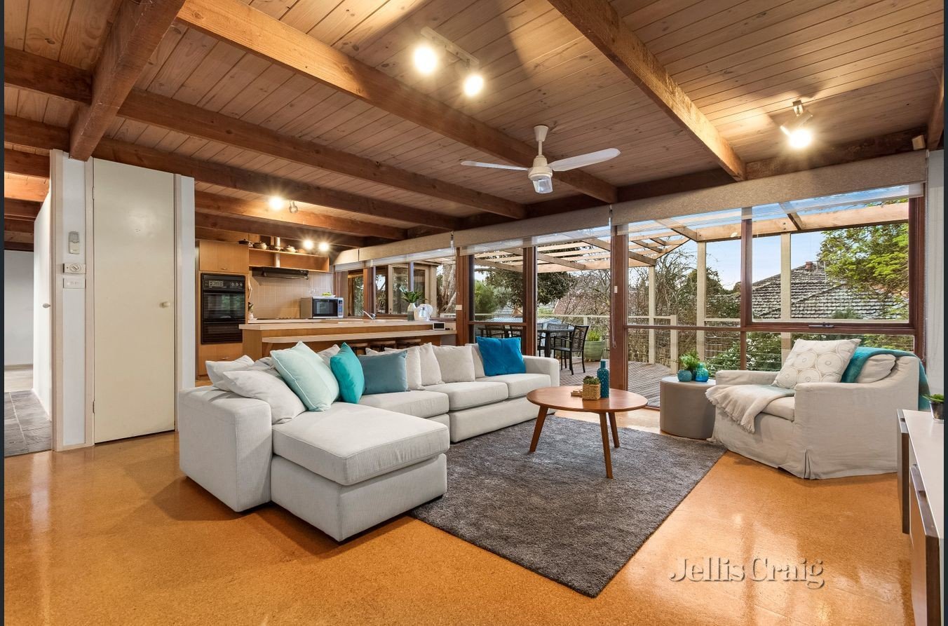 369 Serpells Road, Doncaster East image 2