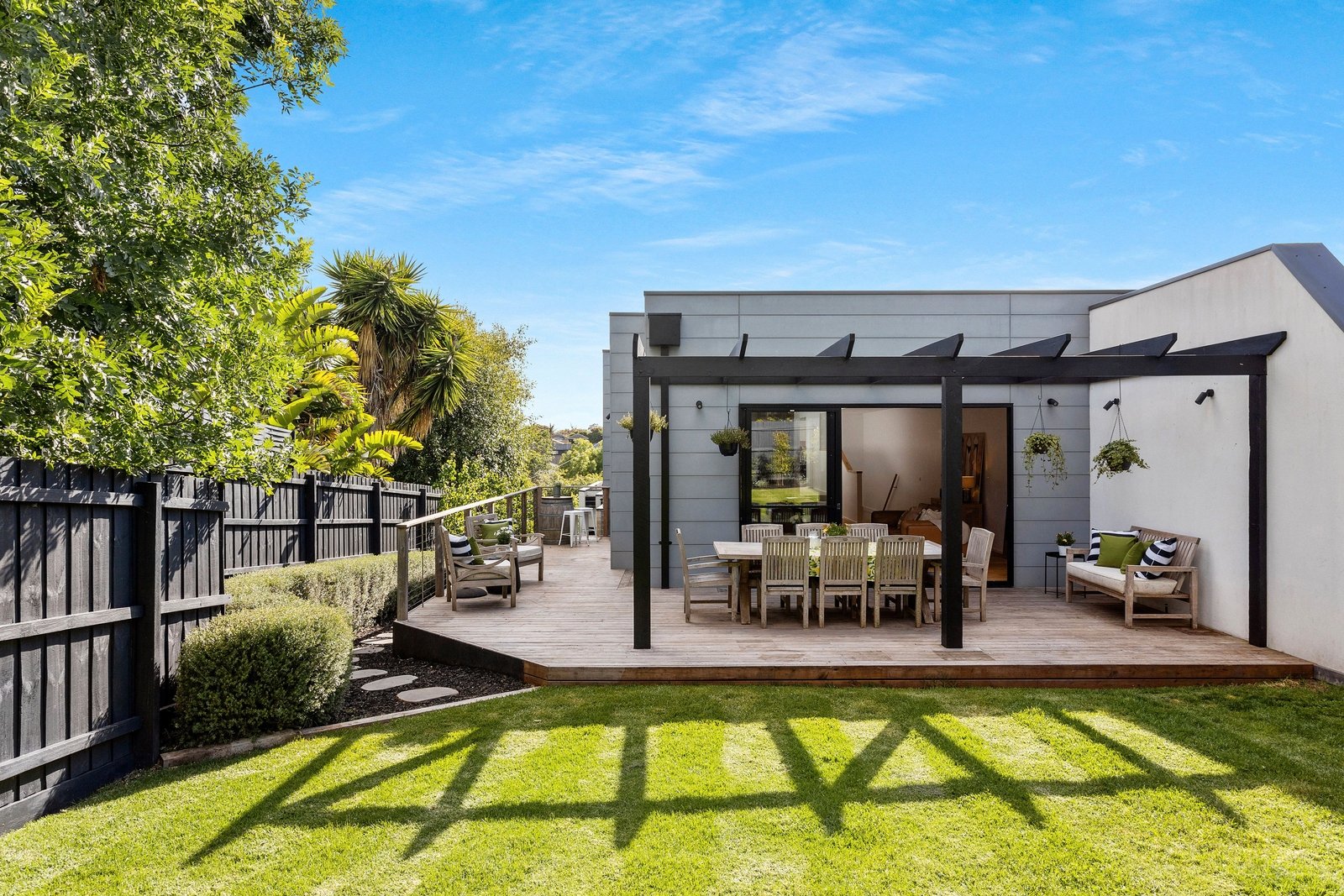Property Gallery - Main Image
