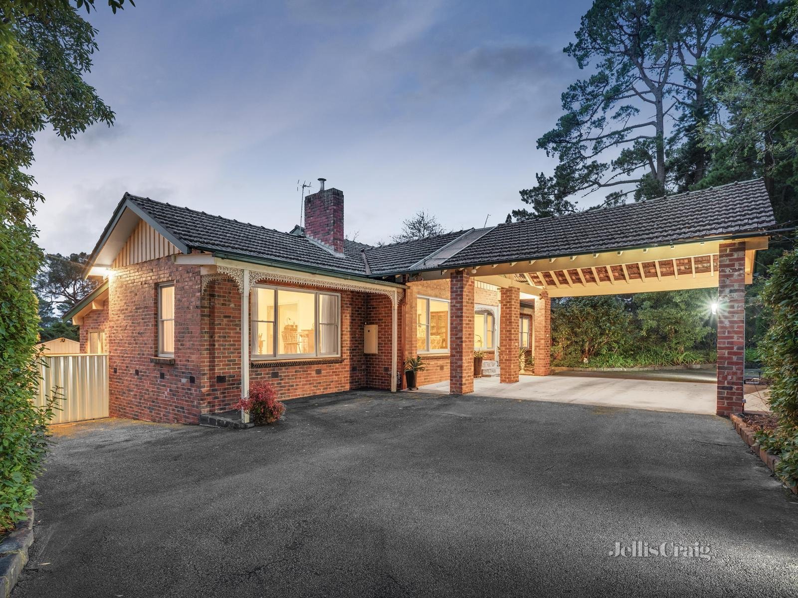 37-39 Frogmore Crescent, Park Orchards image 14