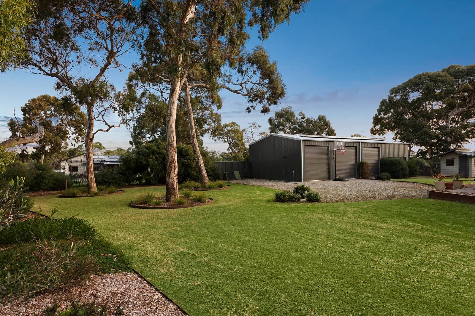 Property Gallery Thumbnail 16