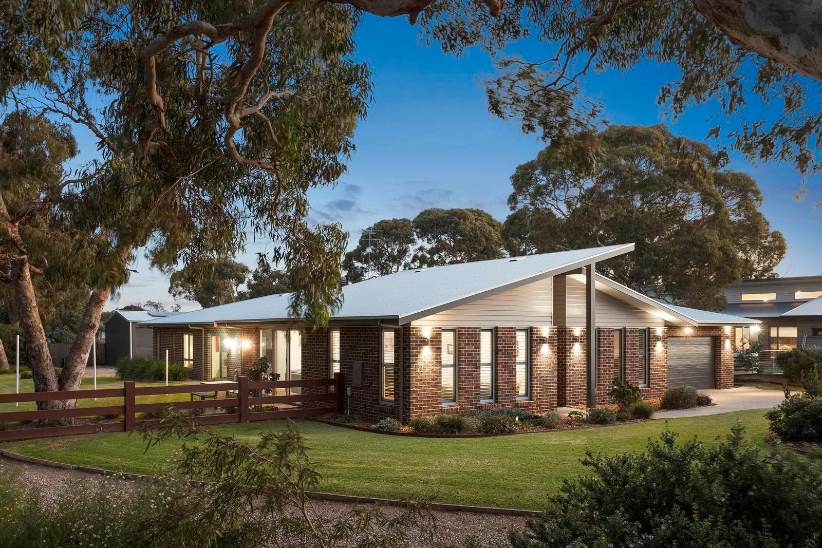 Property Gallery Thumbnail 17