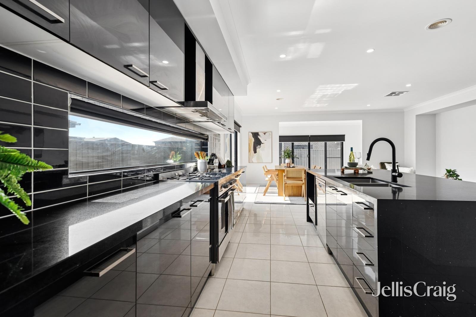 37 Aquiver Terrace, Miners&nbsp;Rest image 6