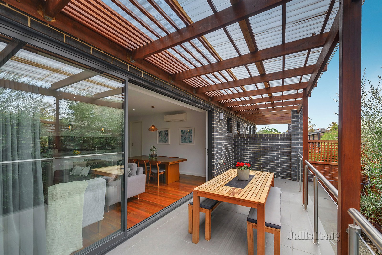 3/7 Ascot Street, Doncaster East image 5