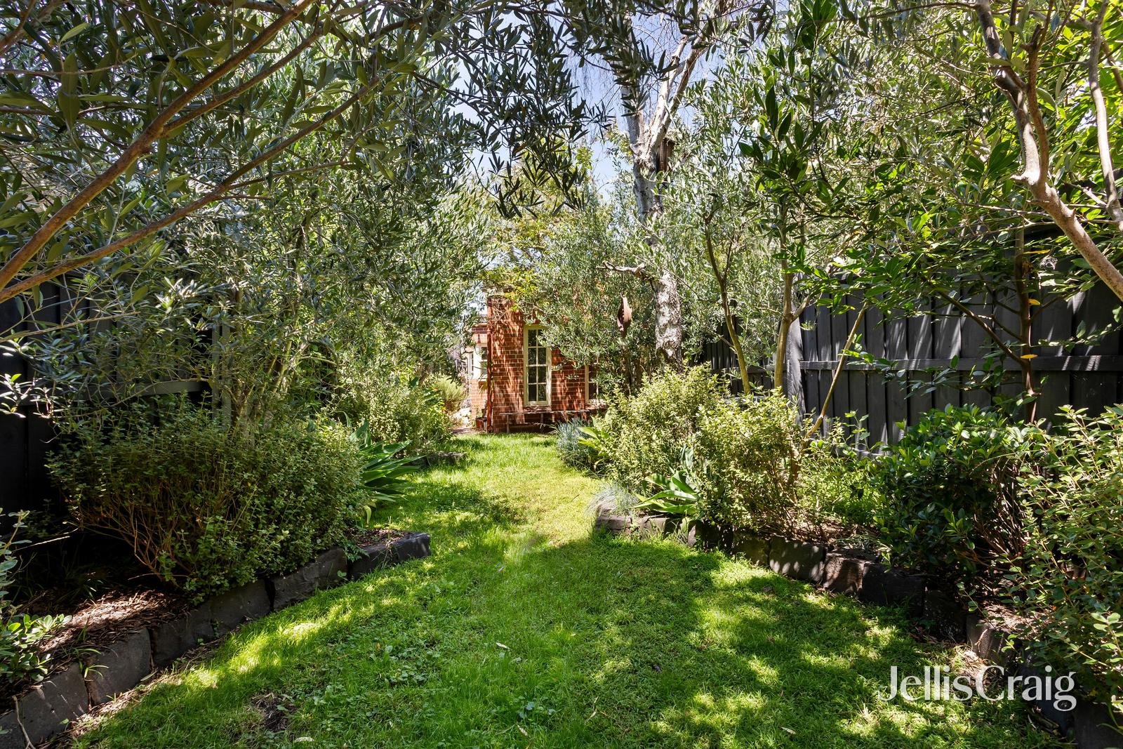 37 Baker Street, Richmond image 12