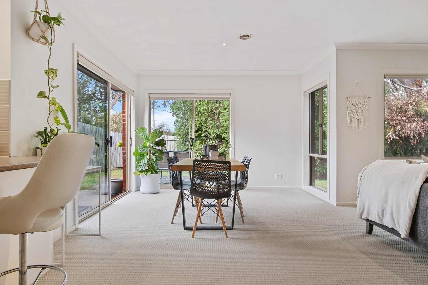 37 Balcombe Avenue, Mooroolbark image 5