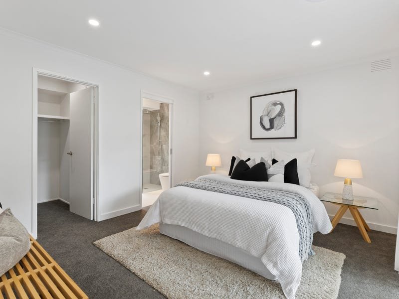 Property Gallery Thumbnail 8
