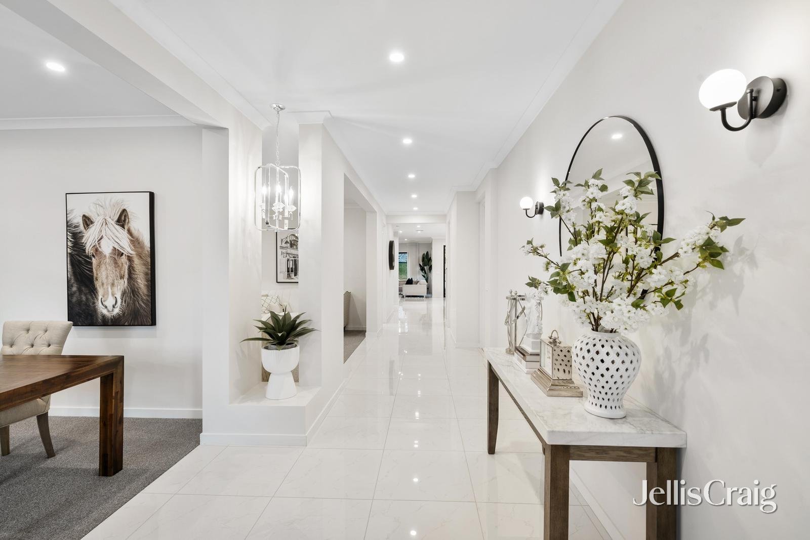 37 Barkly Terrace, Mitcham image 2