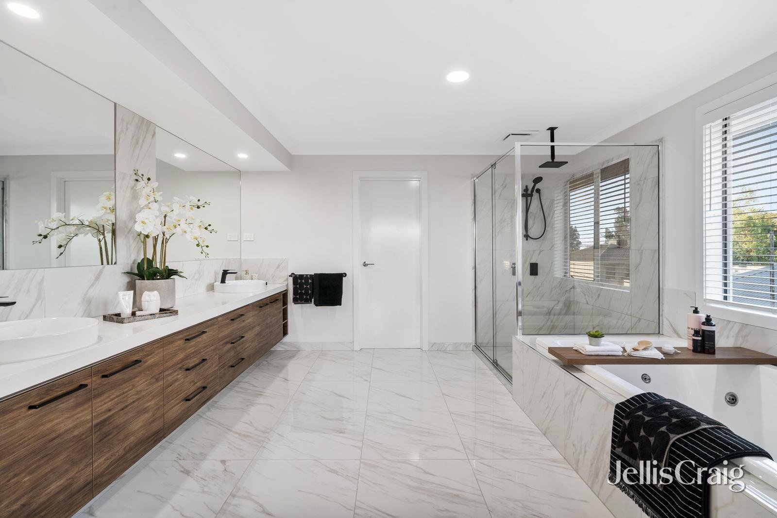 37 Barkly Terrace, Mitcham image 8