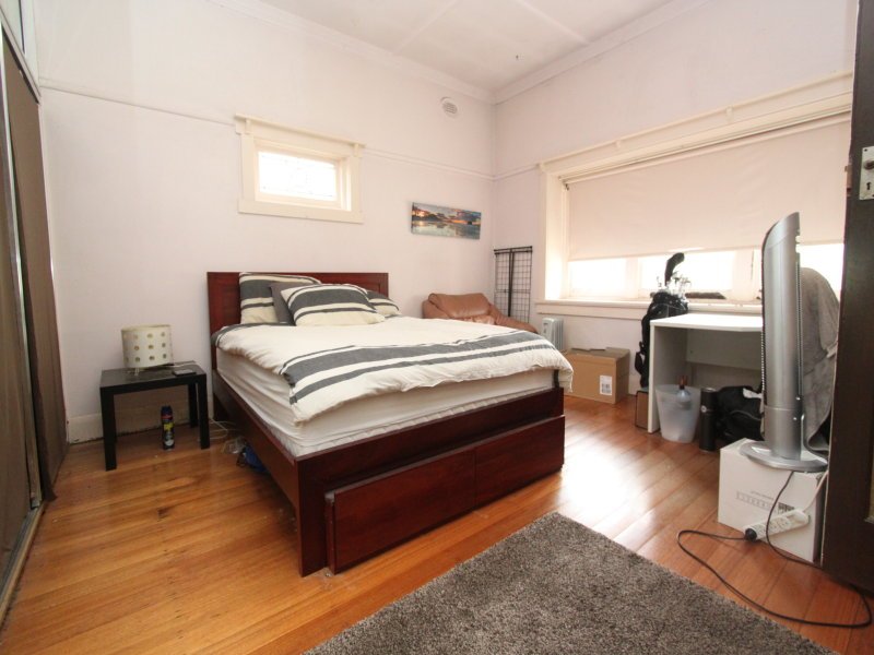 Property Gallery Thumbnail 7