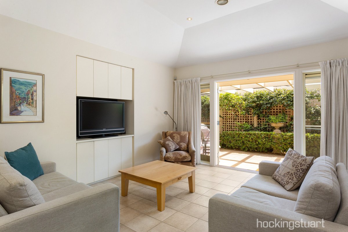 3/7 Beatrice Avenue, Surrey Hills image 3