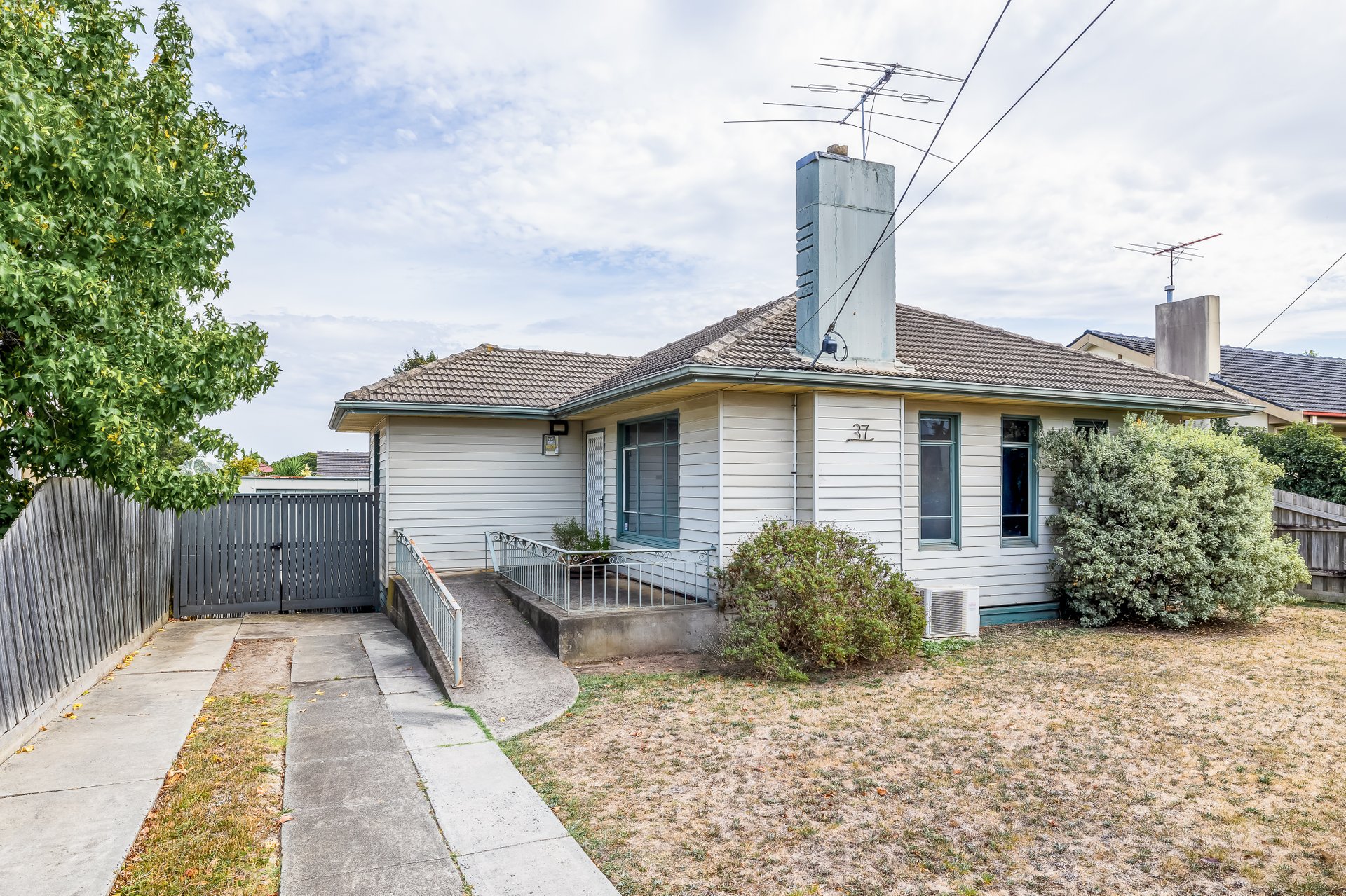 Property Gallery - Main Image