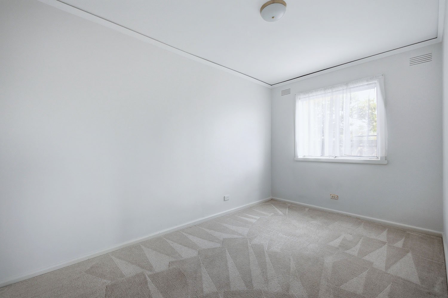 3/7 Bent Street, Bentleigh image 4