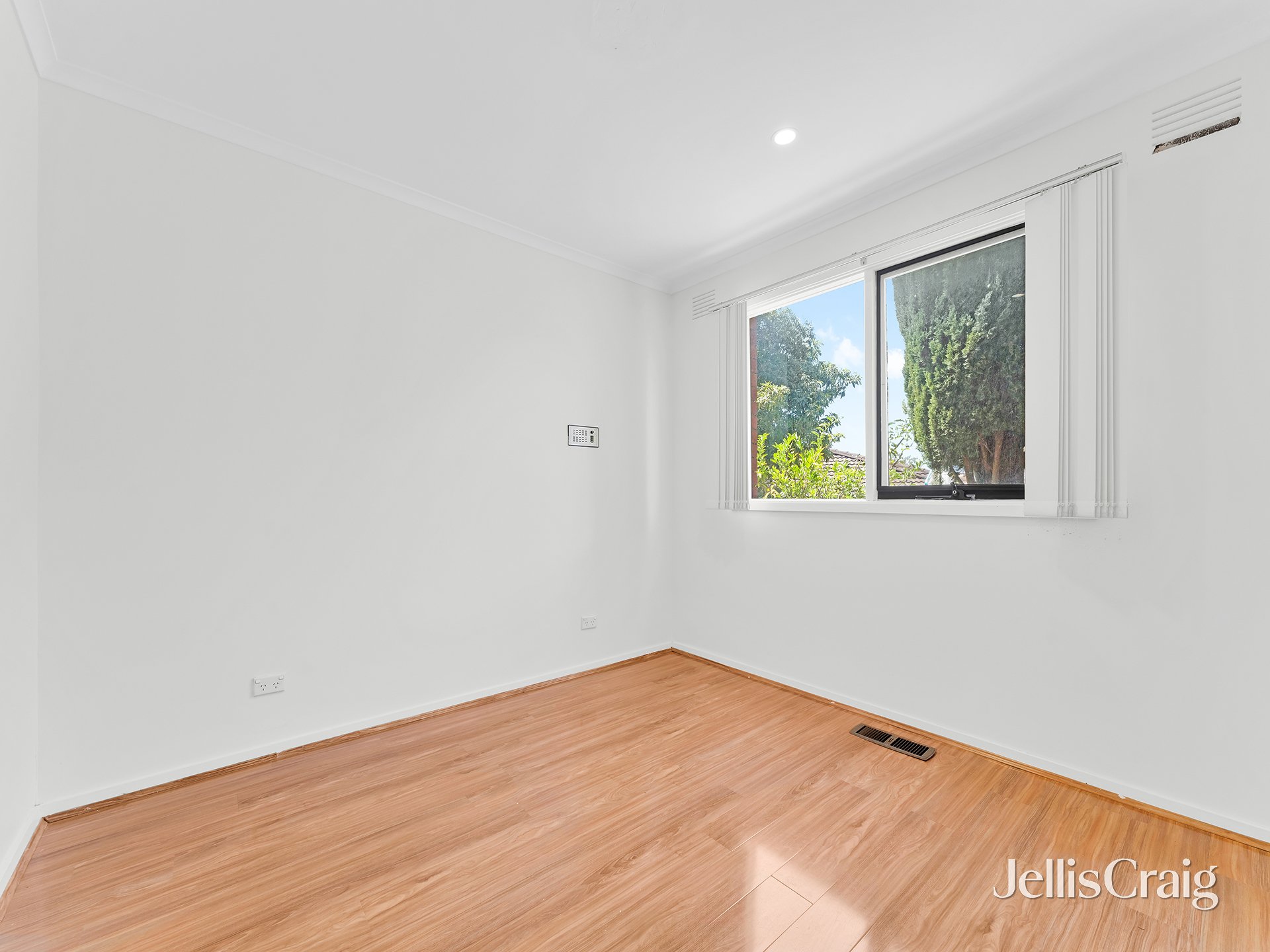 37 Birchfield Crescent, Wantirna image 6