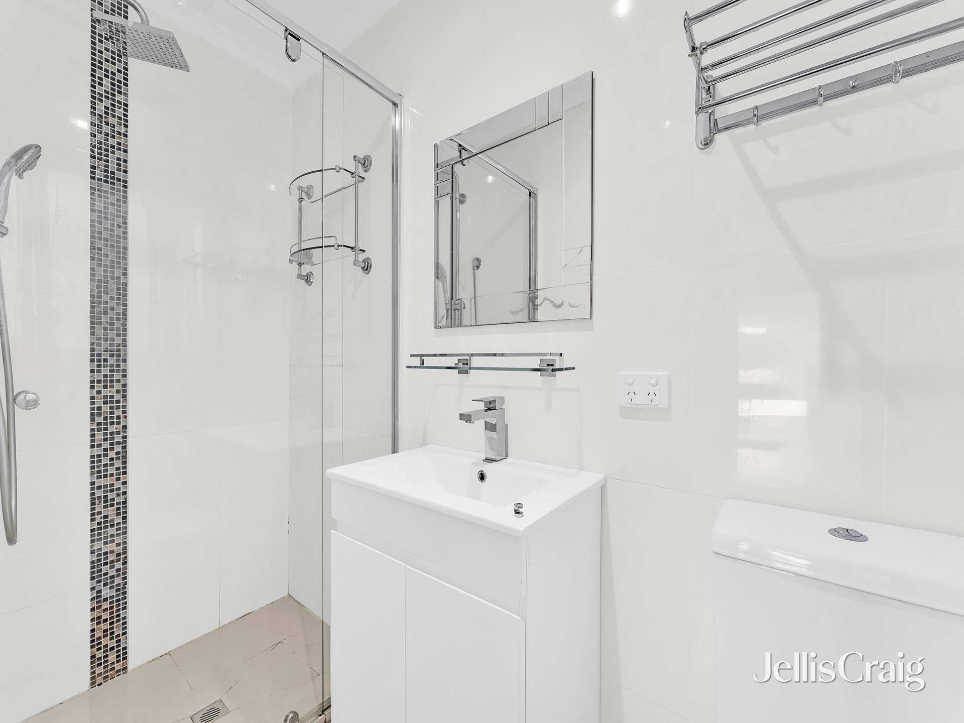 37 Birchfield Crescent, Wantirna image 7