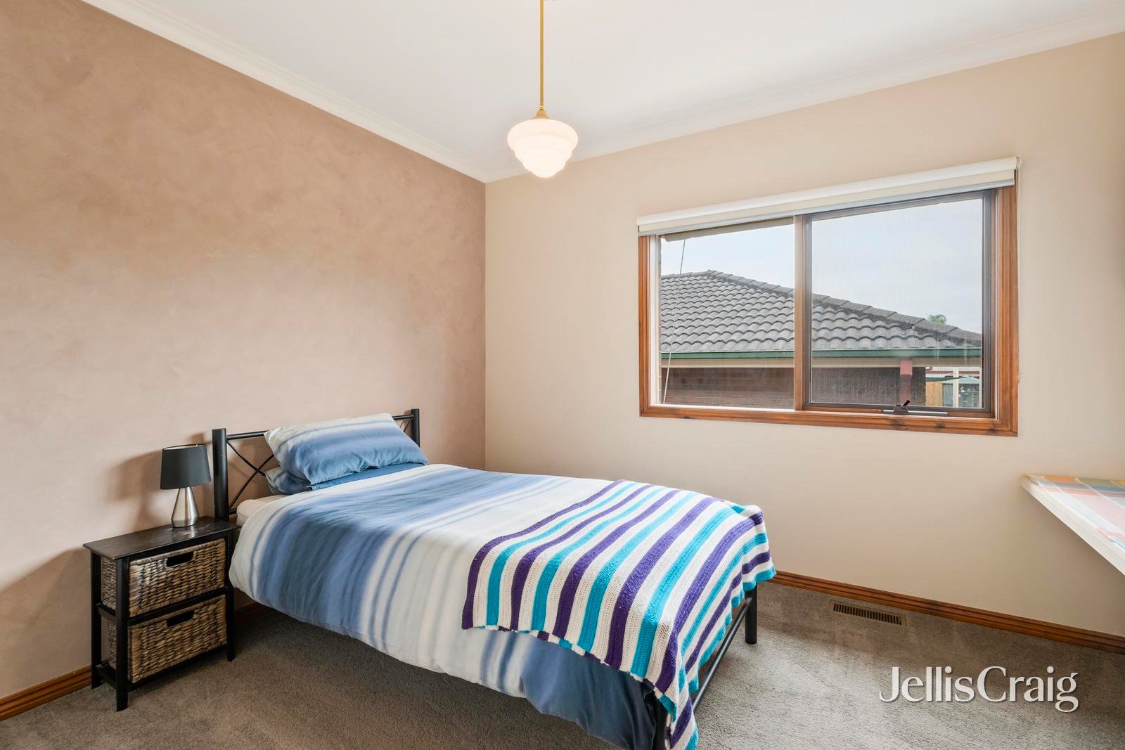 37 Blue Ridge Drive, Mooroolbark image 9