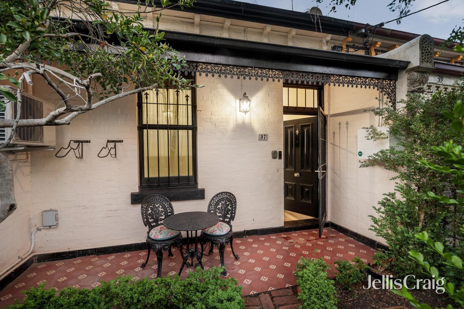 37 Bowen Street, Richmond image 10