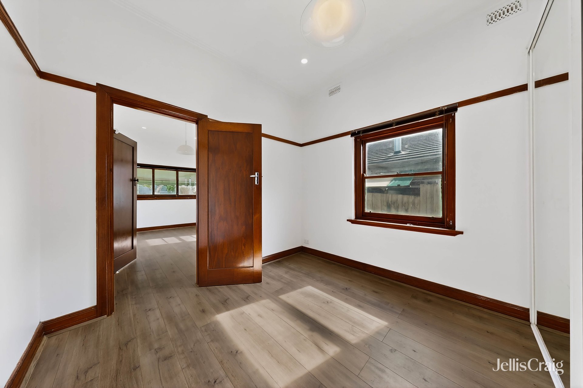 37 Childers Street, Kew image 11