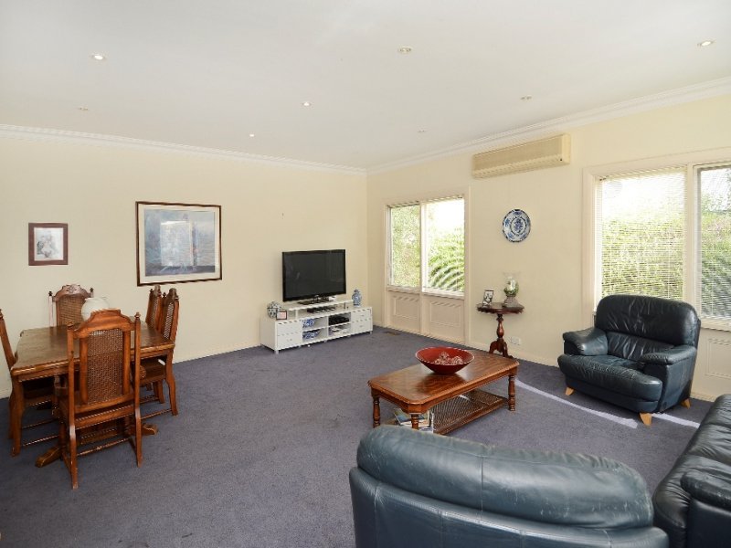 37 Clarendon Street, Newtown image 3
