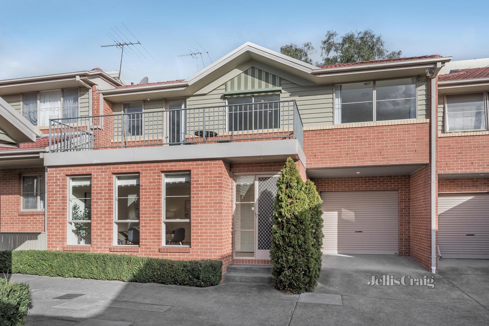 3/7 Court Street, Box Hill image 8