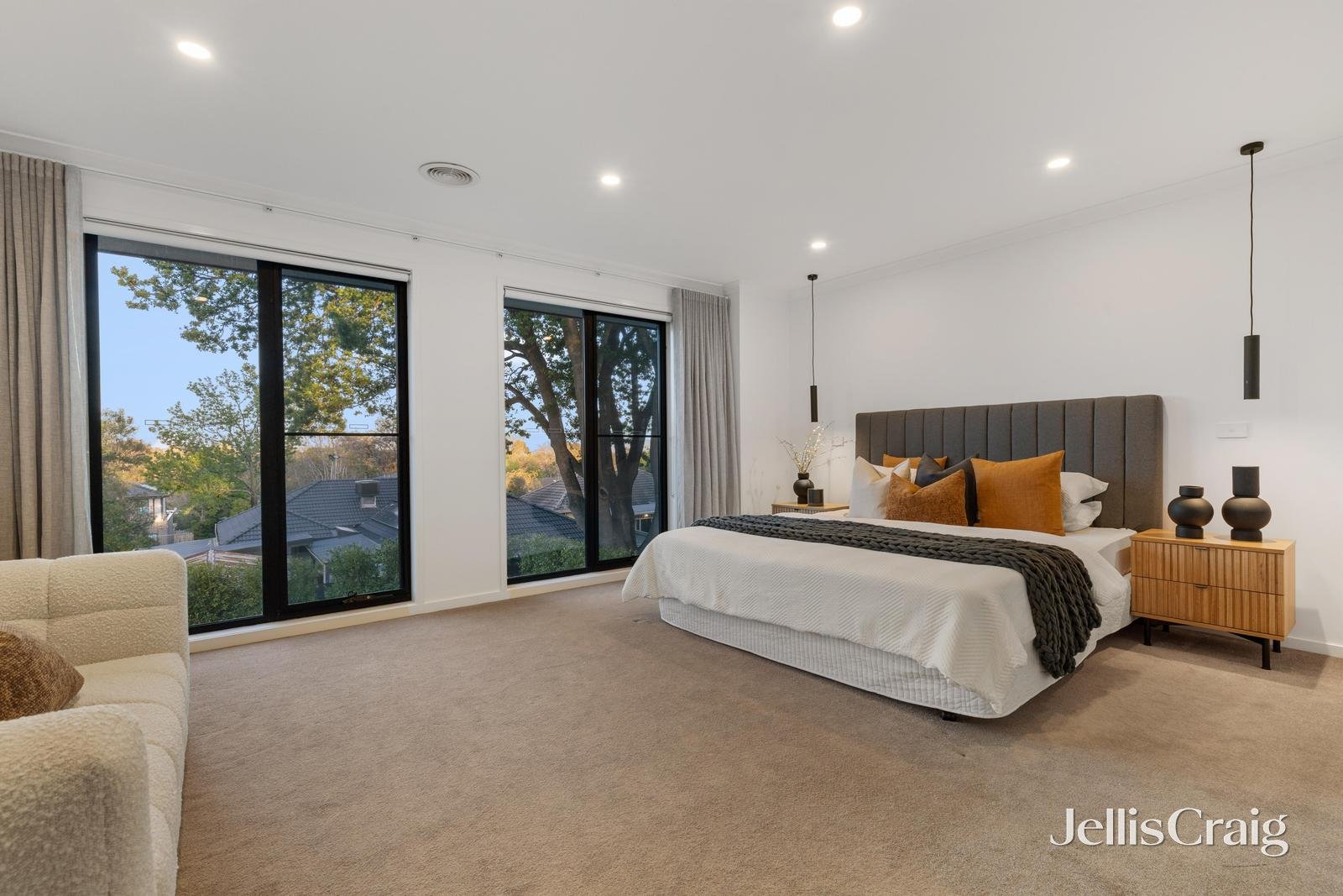 37 Creek Road, Mitcham image 10