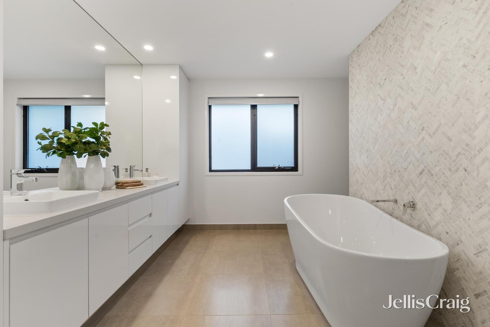 37 Creek Road, Mitcham image 14