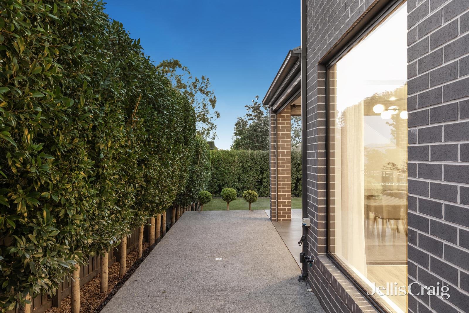 37 Creek Road, Mitcham image 17