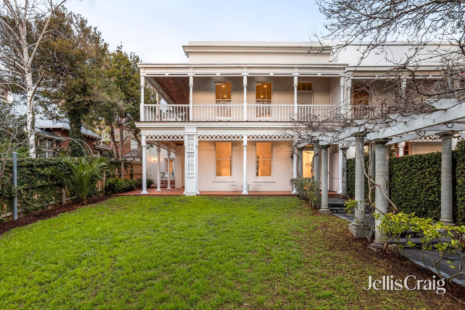 37 Dalgety Street, St&nbsp;Kilda image 1