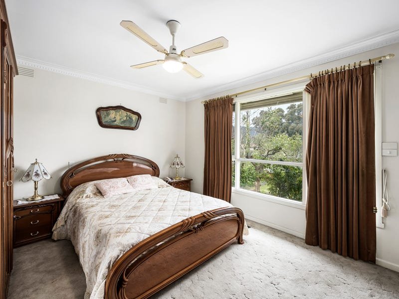 Property Gallery Thumbnail 8