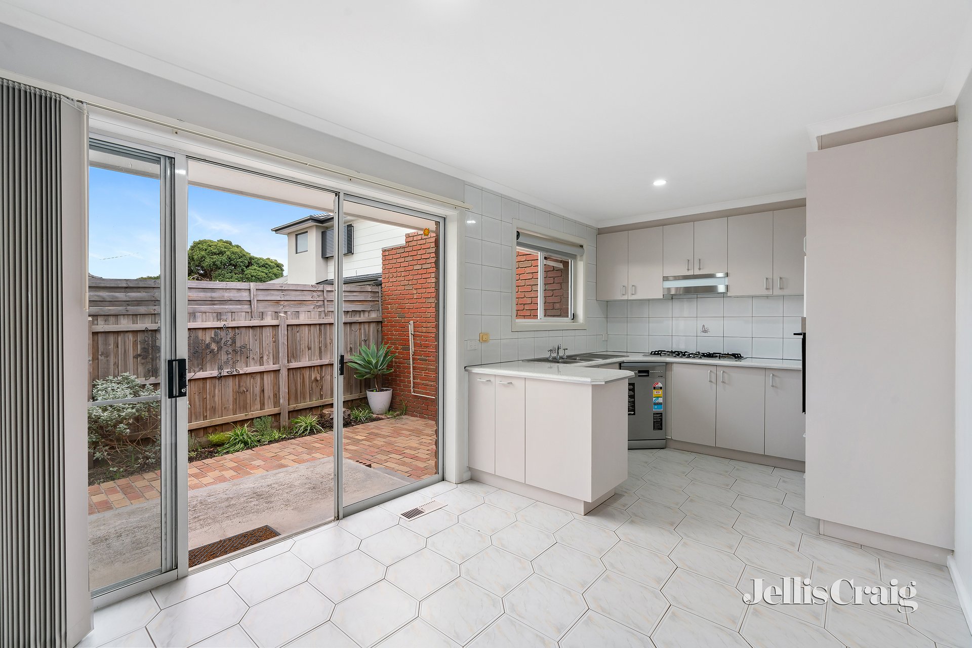 3/7 Dresden Street, Heidelberg Heights image 3