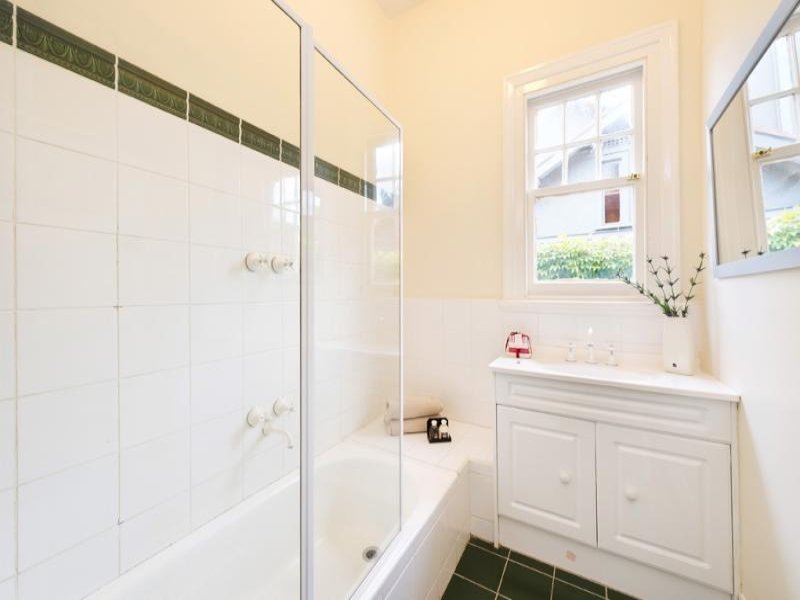 37 Durham Road, Surrey Hills image 8
