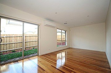 3/7 Elizabeth Street, Oakleigh&nbsp;East image 2