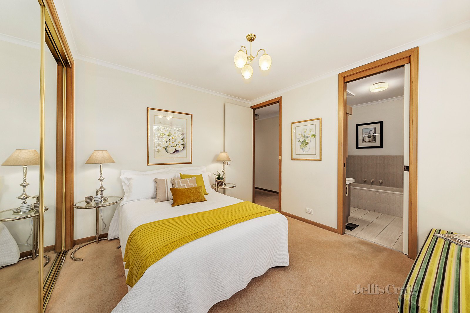 3/7 Erica Avenue, Glen Iris image 6