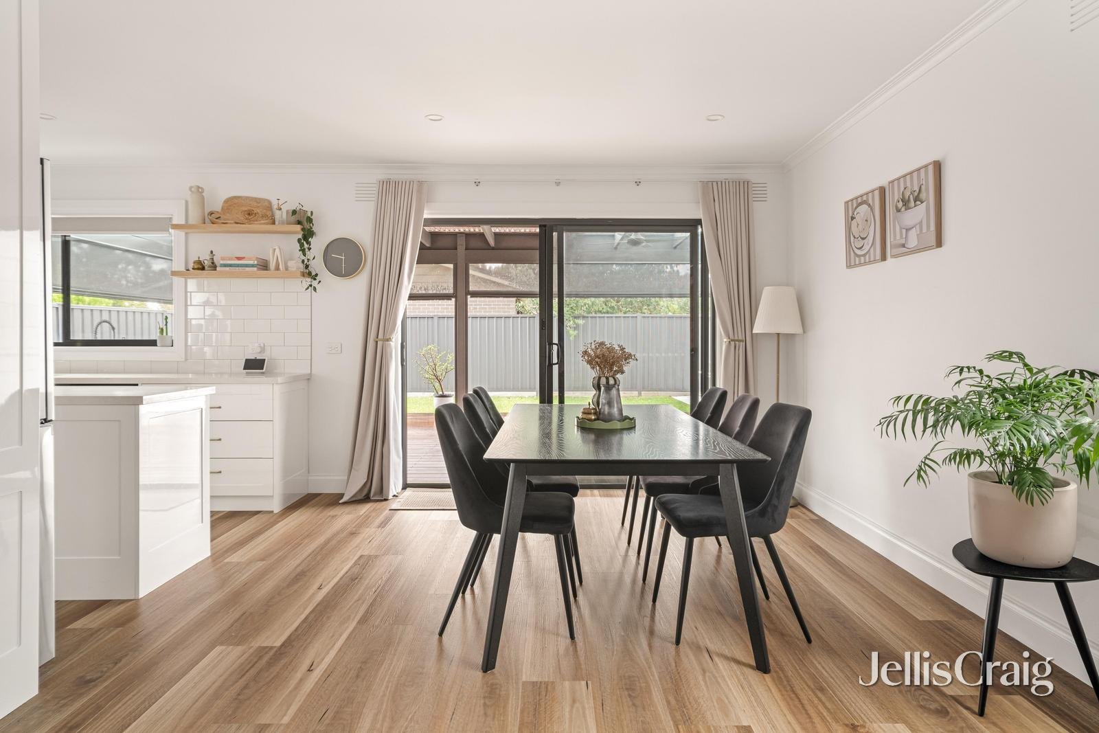 37 Eunice Drive, Cheltenham image 4