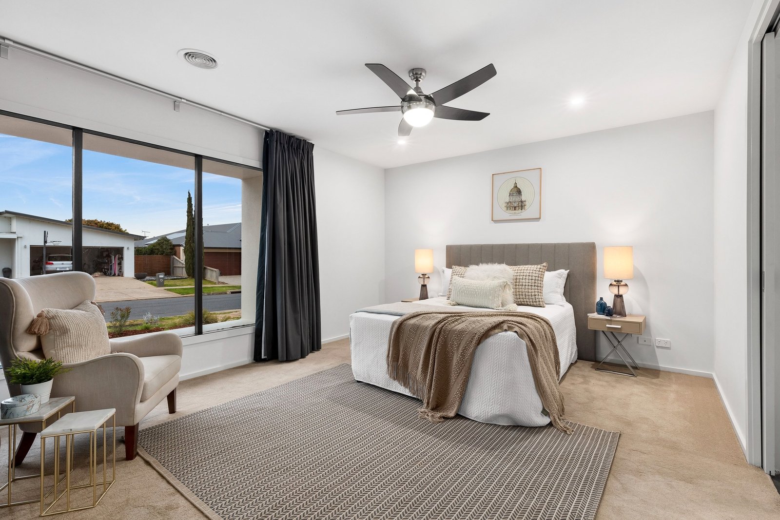Property Gallery Thumbnail 8