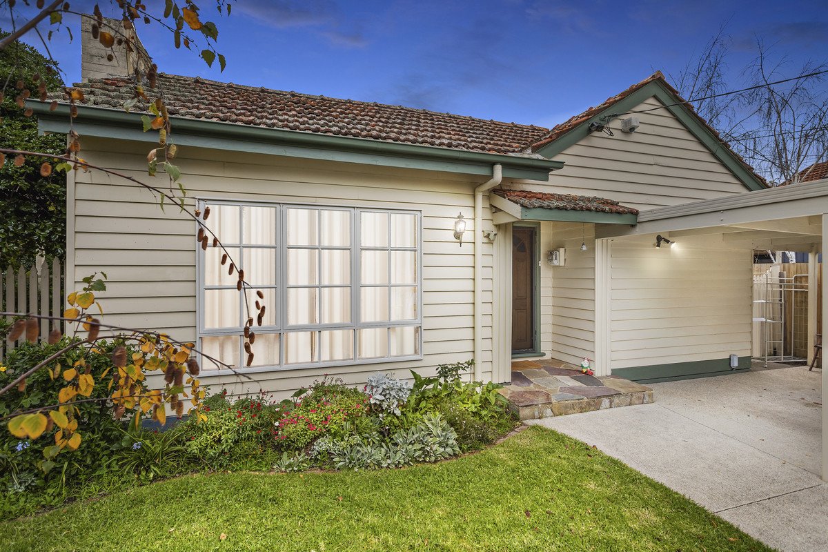 37 Everton Grove, Surrey Hills image 1