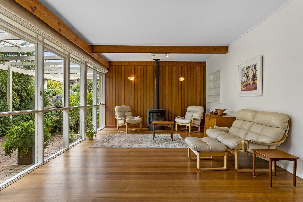 37 Everton Grove, Surrey Hills image 4