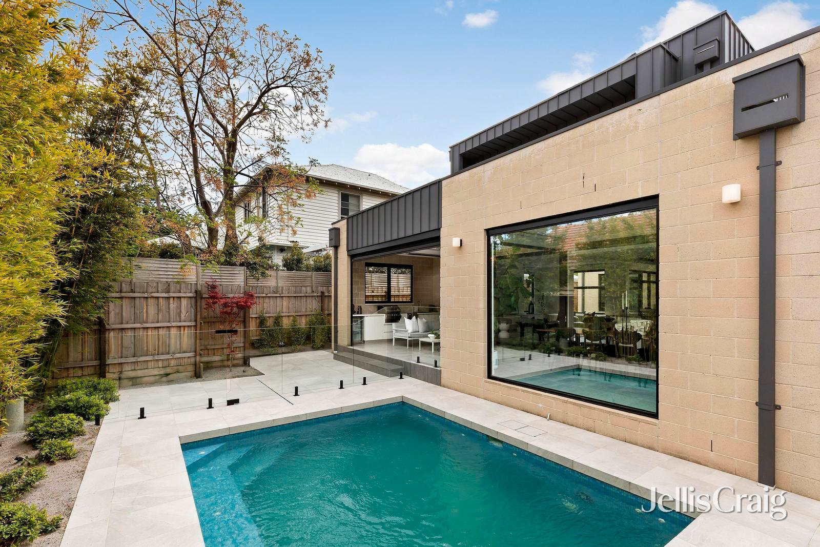 37 Flower Street, Essendon image 17