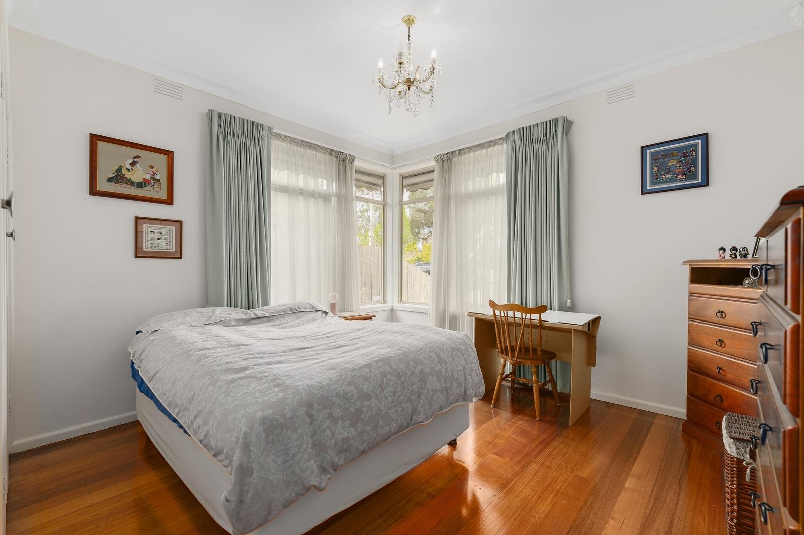 37 Gissing Street, Blackburn South image 7