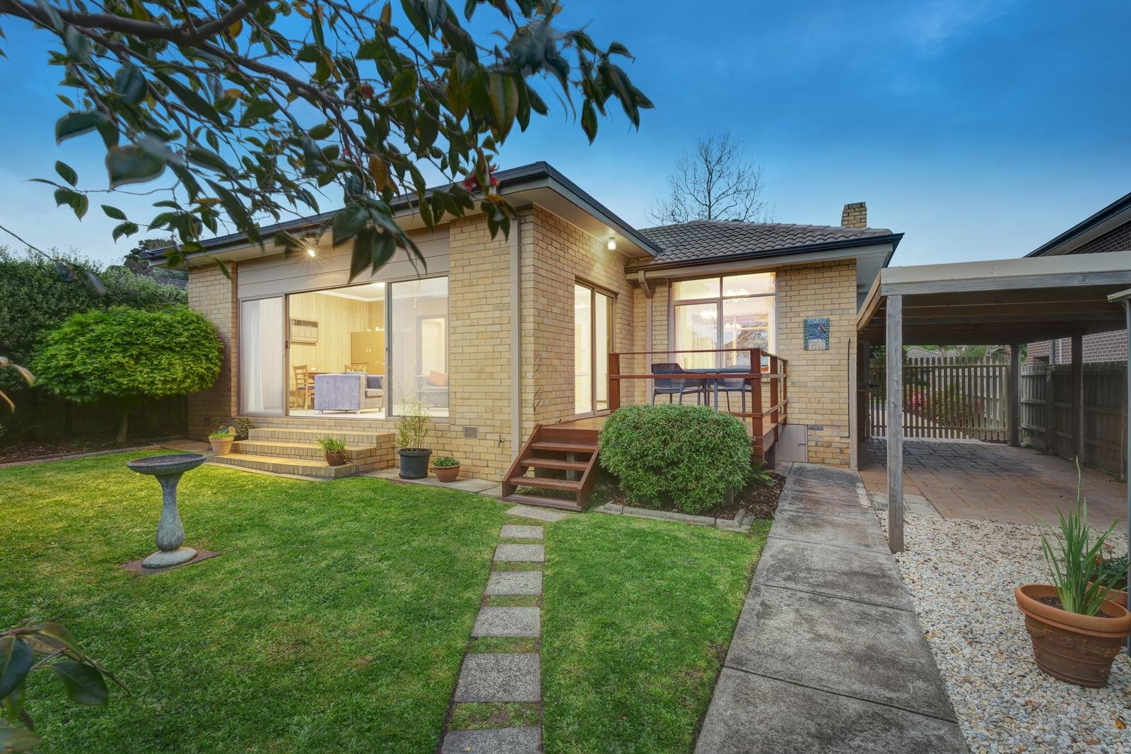 37 Gissing Street, Blackburn South image 10