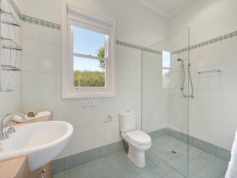 37 Glencairn Avenue, Camberwell image 9