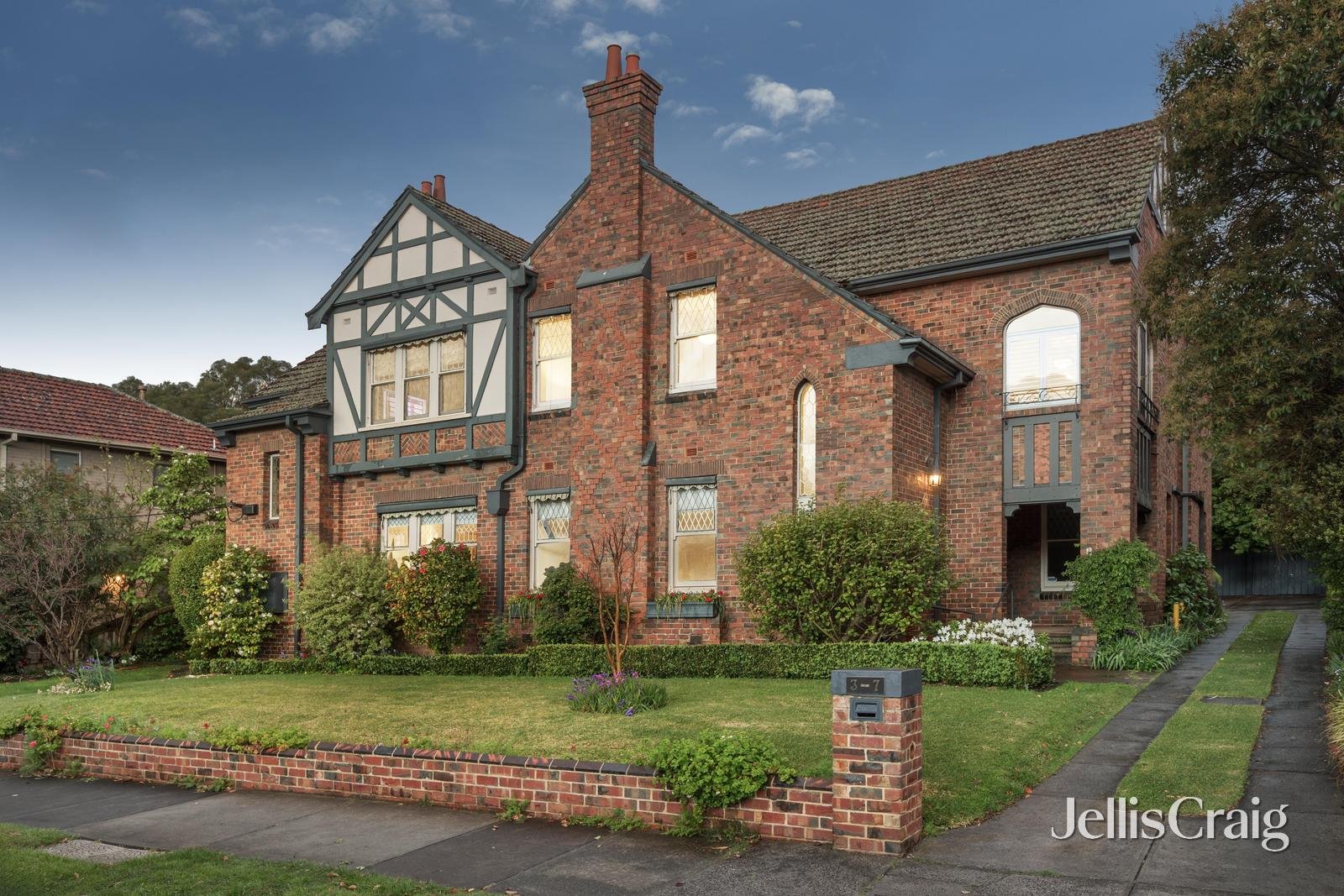 3/7 Glenroy Road, Hawthorn image 1