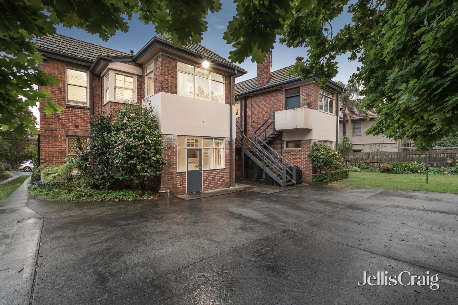 3/7 Glenroy Road, Hawthorn image 3