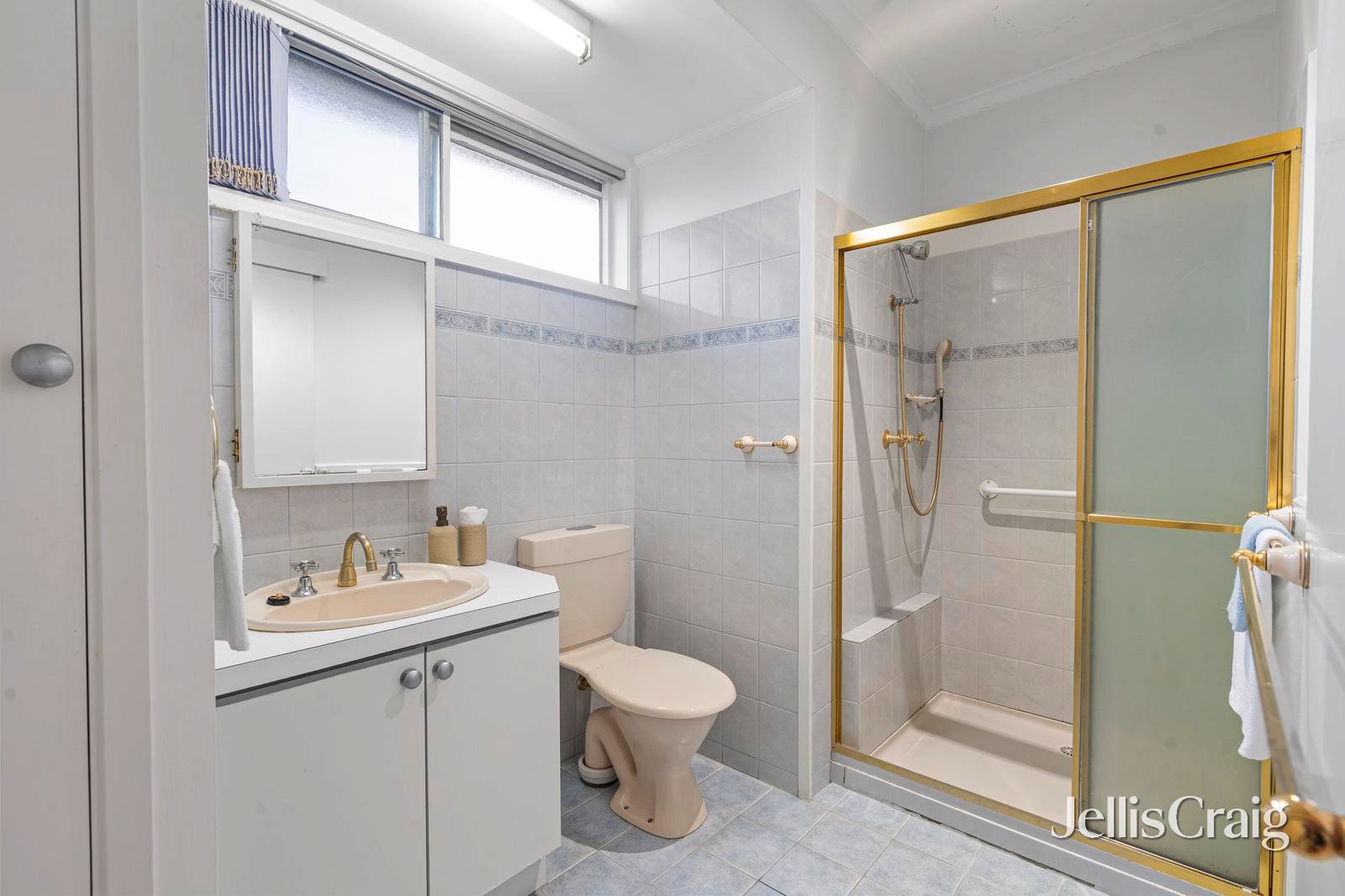 37 Grant Olson Avenue, Bulleen image 12